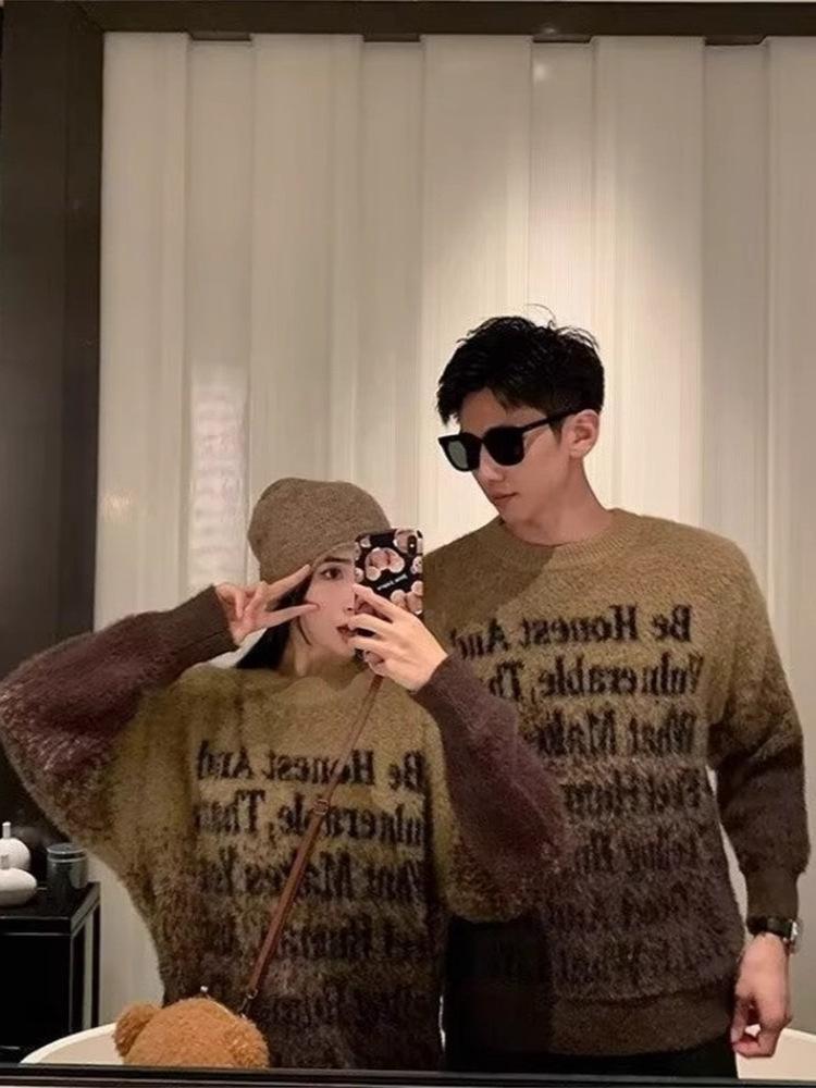 Trendy American Retro Gradient Letter Knit Sweater - Comfortable, Loose-Fit Pullover for Couples