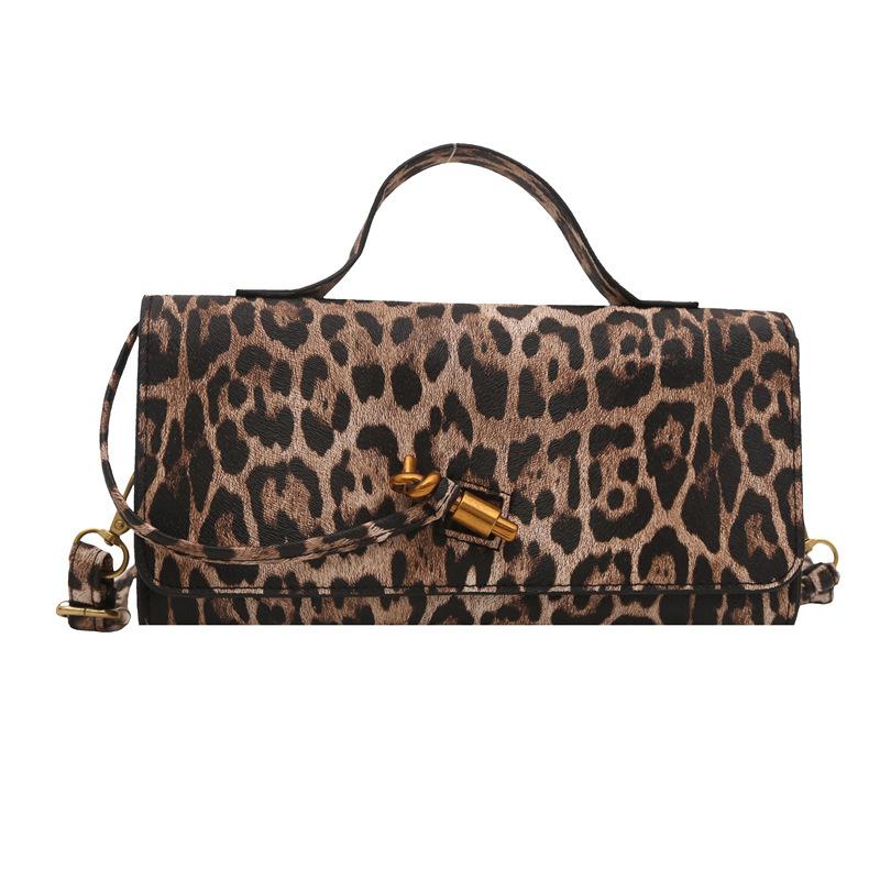 High-end Foreign Style Leopard Print Underarm Bag Women's 2025 New Fashion European and American Retro Commuting Oblique Span Small Square Bag