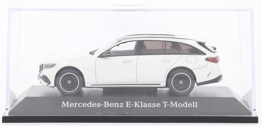 [Mercedes-Benz Collection] Genuine E-Class Station Wagon AMG Line (S214) Manufaktur Opalis White 1/43 Scale