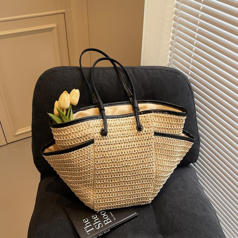 Large Capacity Woven Straw Bag Women's Spring and Summer New Versatile Shoulder Bag Casual Seaside Beach Bag