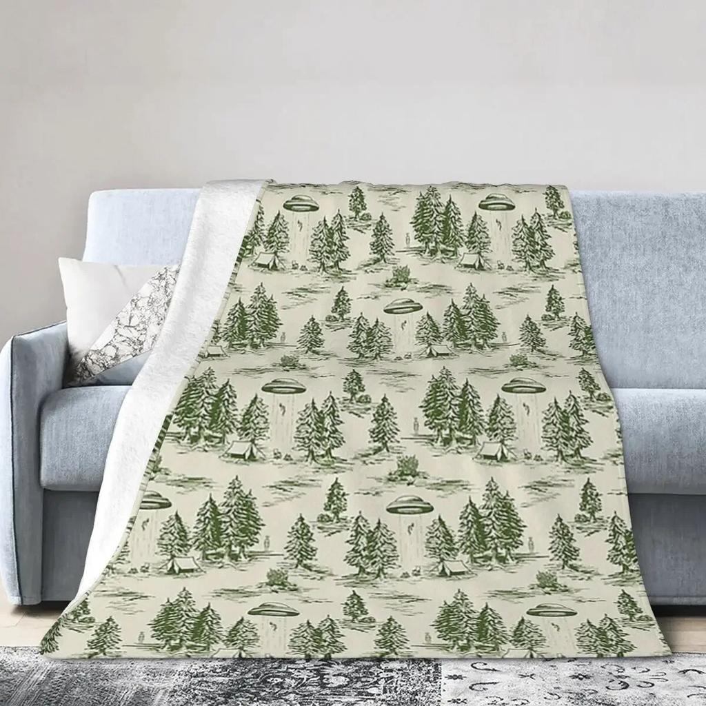 Green Alien Abduction Toile De Jouy Pattern Blankets Soft Warm Flannel Throw Blanket Bedding for Bed Living Room Picnic Home