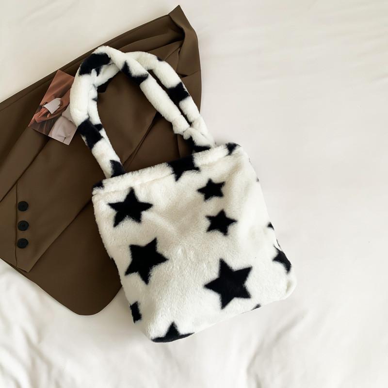 Minimalist Plush Tote Bag For Women With Heart Pattern And Large Capacity For Daily Use