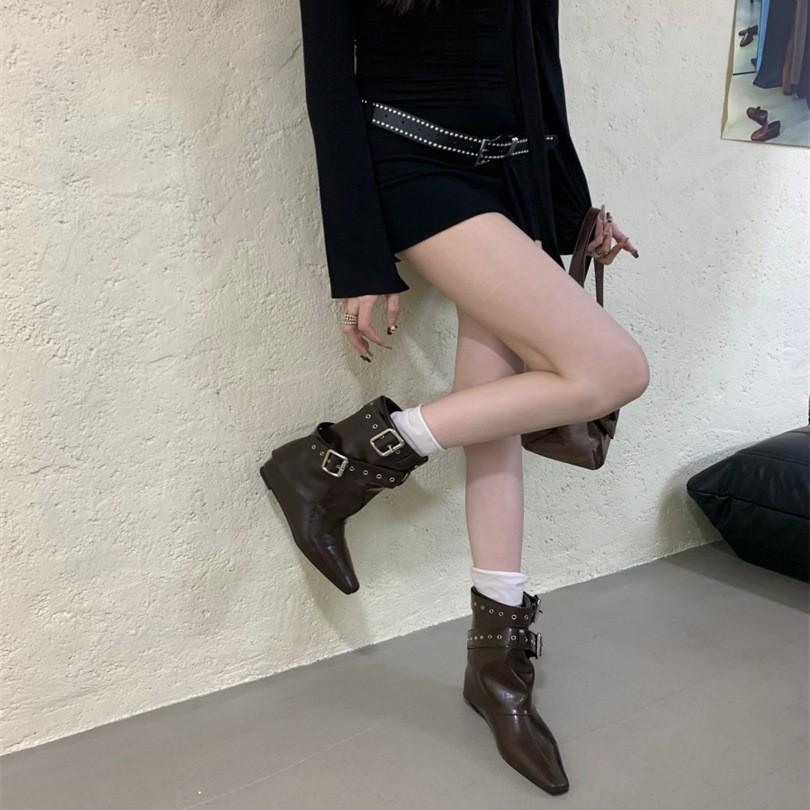 Women's shoes 2025 new American Spice Girl riveted trouser legs heightened pointed short boots women's autumn and winter new western cowboy boots