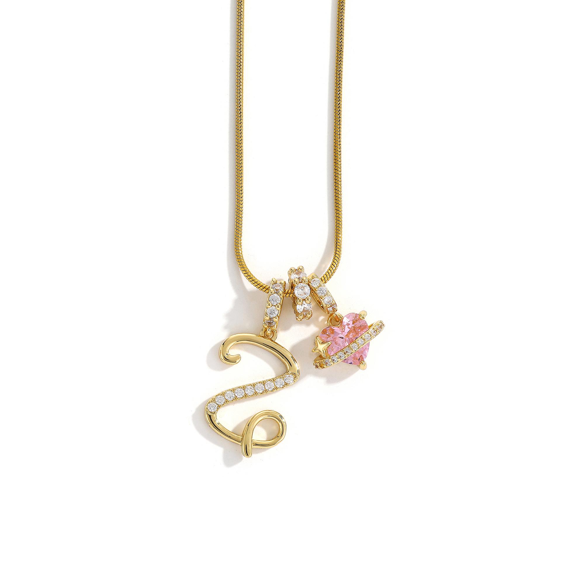 

Romantic Pink Love Heart Pendant A~Z 26 Letters Women Necklace Shiny Zircon Embedded Dopamine Geometric Girl Fashion Necklace Silver color
