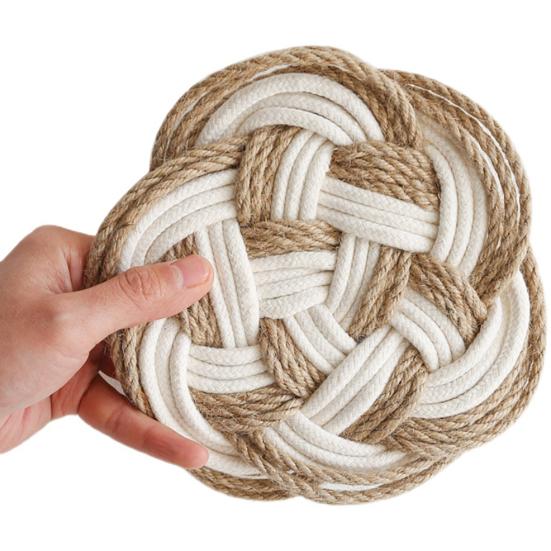 Heat Resistant Non-Slip Placemat for Dining Table Washable Woven Linen Straw Table Mat Heat Insulation Round Coaster Mat