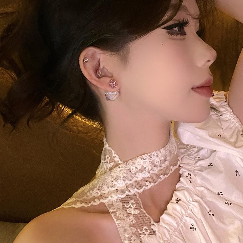 AB Color Three-dimensional Geometric Zircon Earrings Simple Temperament Fashion Stud Earrings Versatile Niche High-end Earrings Women
