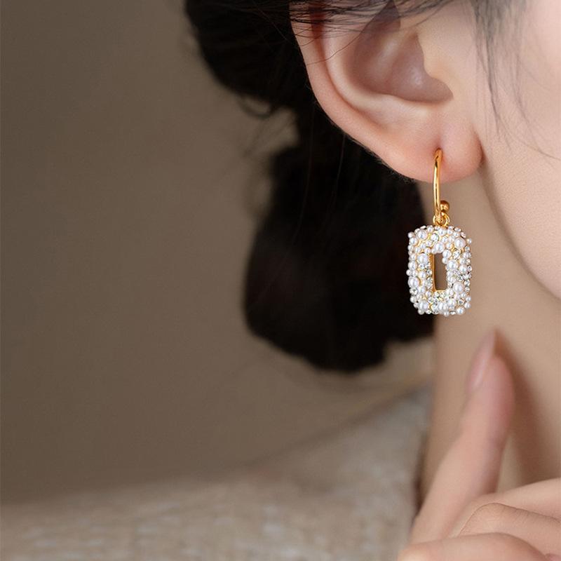 European and American retro diamond-set geometric square pearl stud earrings temperament earrings women