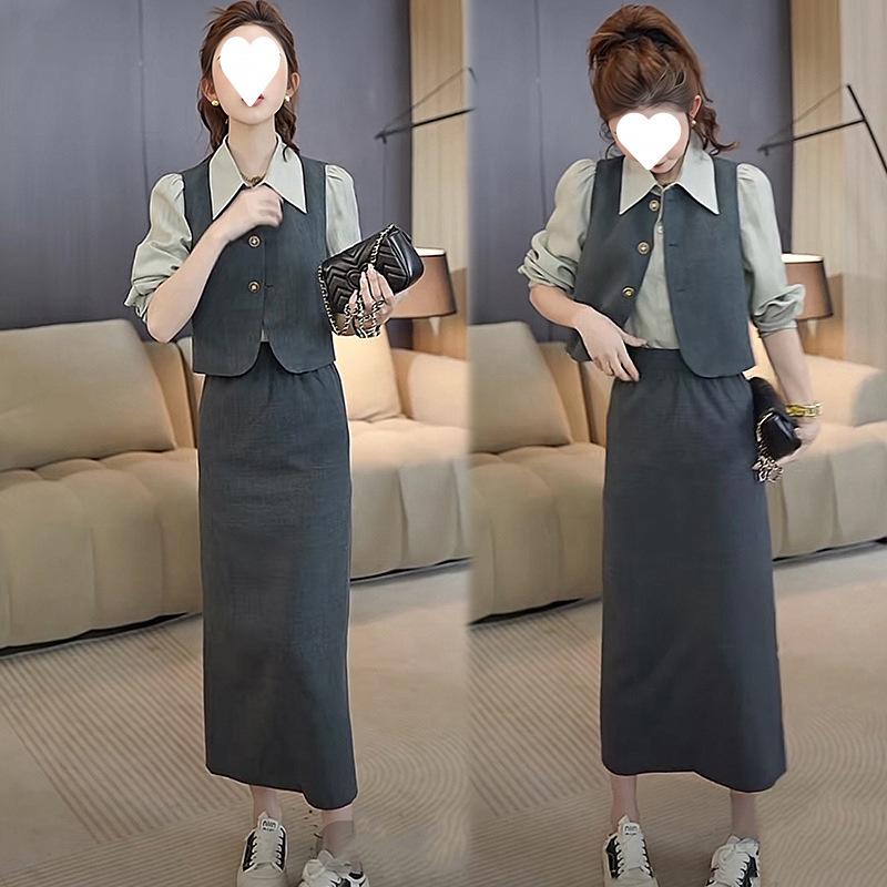 

Весенний женский модный костюм во французском стиле 2025 года: Омолаживающий, Легкий, Зрелый Комплект-тройка S