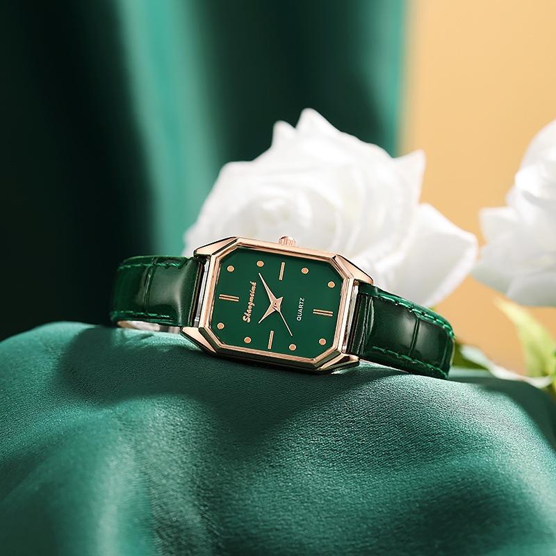 Year Magnificent Small Green Watch Ladies Watch Quartz Watch Square Women's Watch