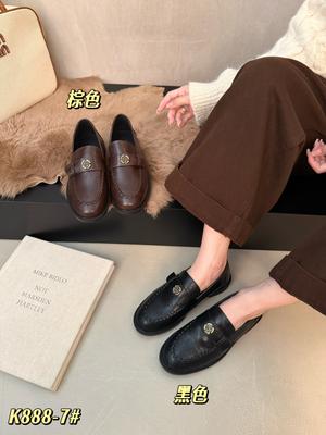 Mocassins retro de couro marrom e dourado femininos outono e inverno novos estilo britânico salto grosso sapatos de salto baixo sapatos pequenos de couro um pedal sapatos femininos