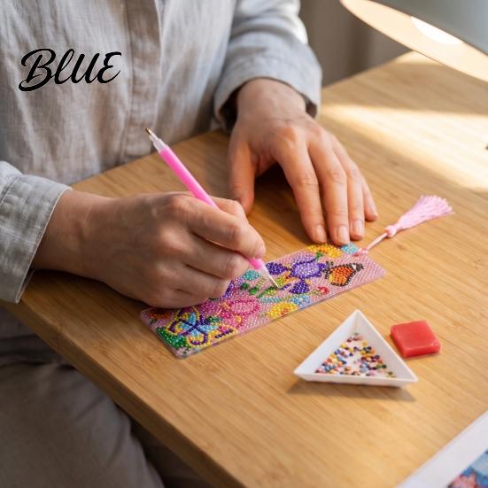 Adult Craft Projects 4PCS Christmas Theme Diamond Painting Bookmarks, Creative DIY Art Kits, Novelty Book Lovers Gift Stress Relief Portable