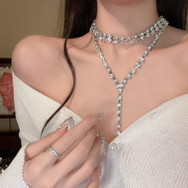 Retro Rhinestone Water Drop Tassel Pearl Necklace – Elegant Clavicle Chain Fashion Jewelry for Women