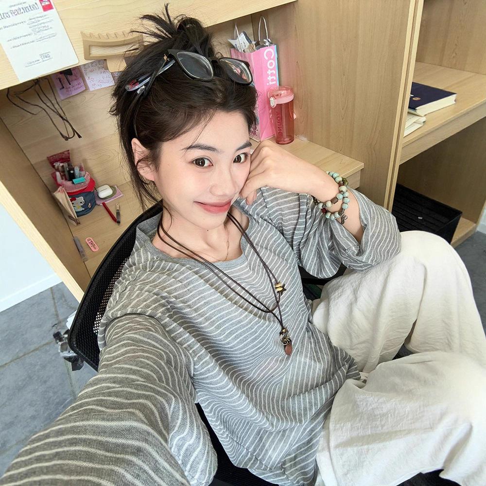 Korean striped round neck sunscreen blouse long-sleeved T-shirt women's summer design loose summer relaxation top