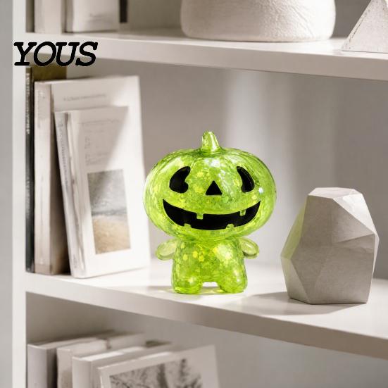 Pumpkin Fidget Sensory Toys Halloween Stress Relief Toy, Glitter Man Squeeze Pocket Sized Clear Toy for Holiday Party Favors Goodie Bag Fillers