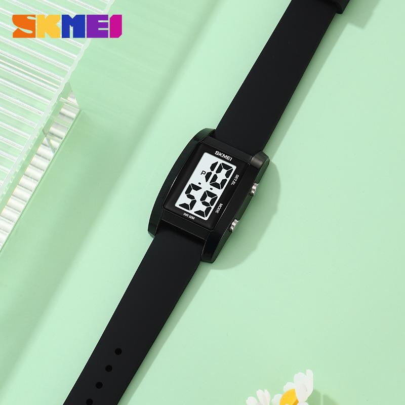 Moment Beauty Fashion Electronic Watch Square Sports Watch Student Leisure Simple Waterproof Luminous Watch