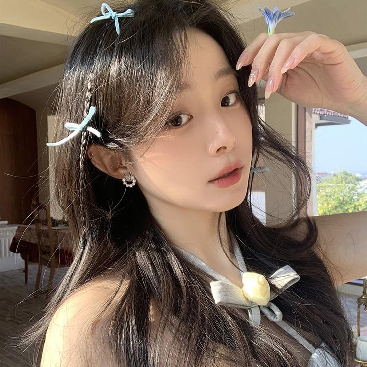 

Temperament Pearl Butterfly Earrings: Elegant, Non-Pierced Ear Clips for Women with Unique Design