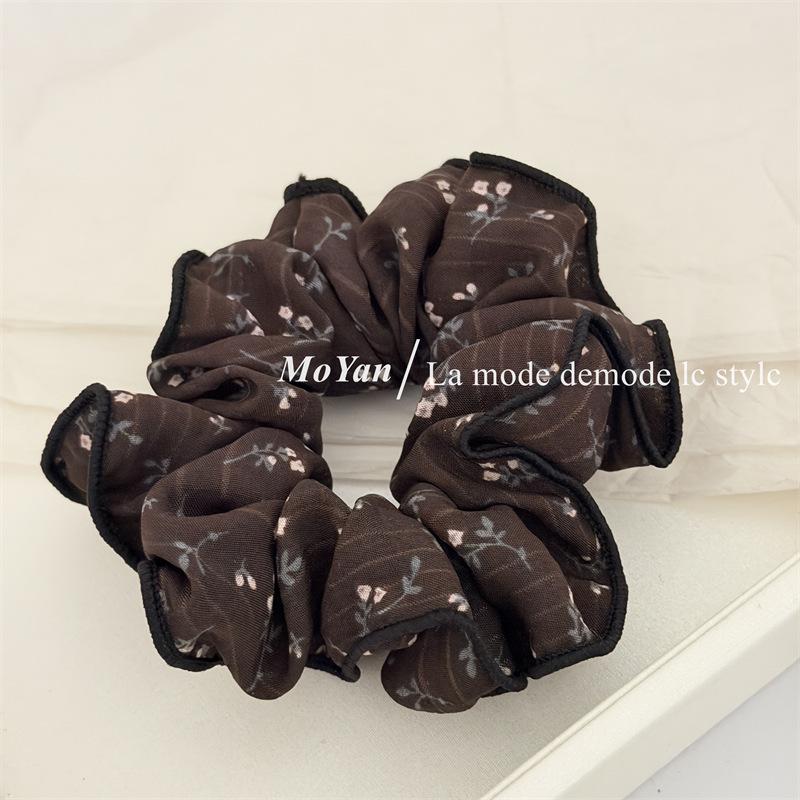

Soft Floral Small Braided Hair Band for Tying Up The Hair Into A Bun-style Ponytail Hair Accessory with A Laid-back Vibe кавовий
