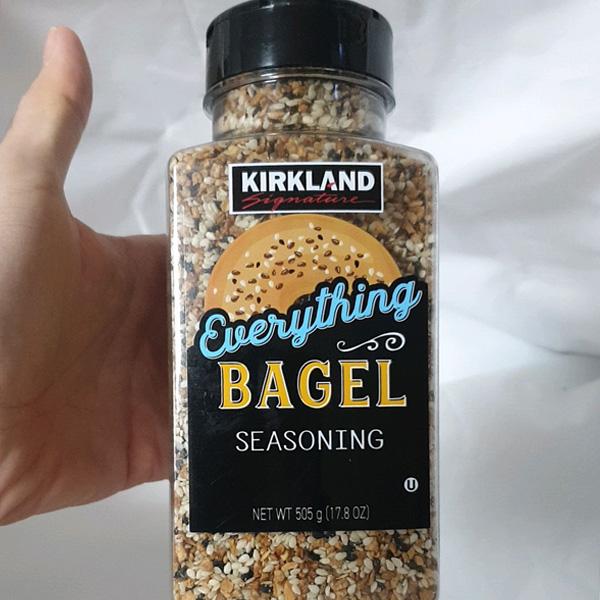 Kirkland Signature Bagel Seasoning 505g One thing