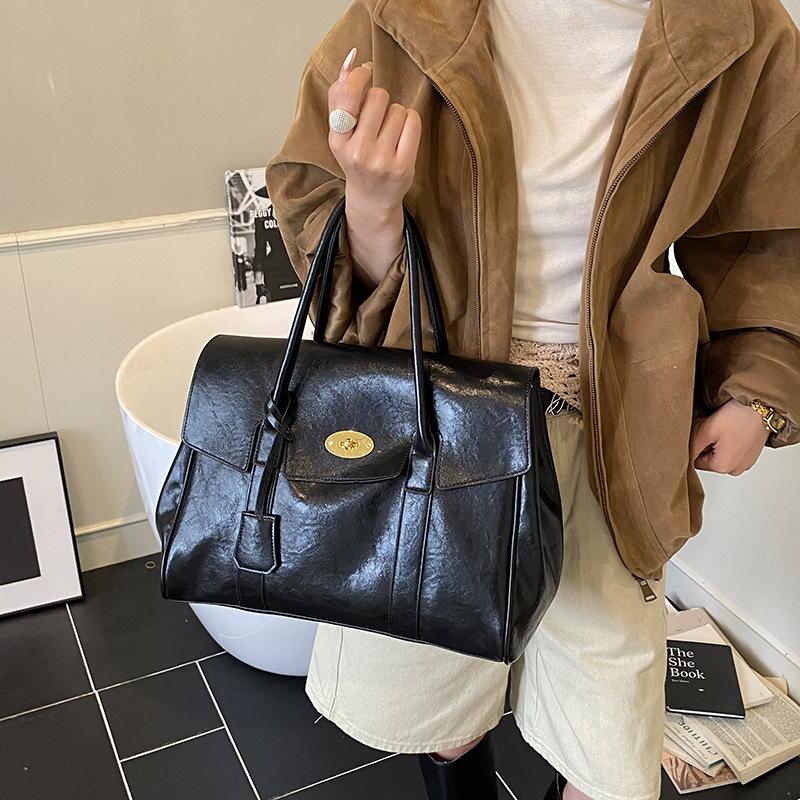 Bolsa Tote Retrô Simples Feminina Moda Outono Grande Capacidade Pasta de Couro Maleta Bolsa de Ombro Cruzada Casual