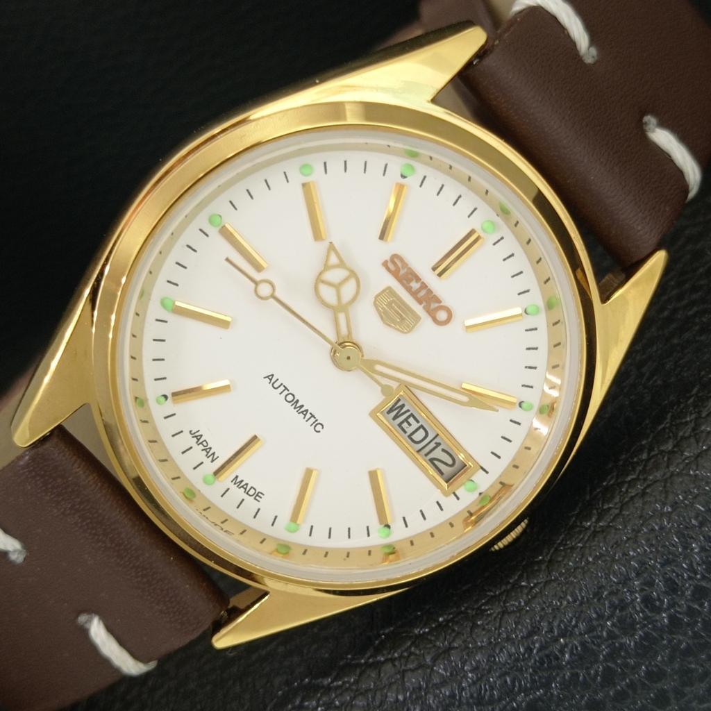 

ЯПОНСКИЕ ВИНТАЖНЫЕ ОТРЕМОНТИРОВАННЫЕ МУЖСКИЕ АВТОМАТИЧЕСКИЕ ЧАСЫ SEIKO 5 С БЕЛЫМ ЦИФЕРБЛАТОМ a442381-1
