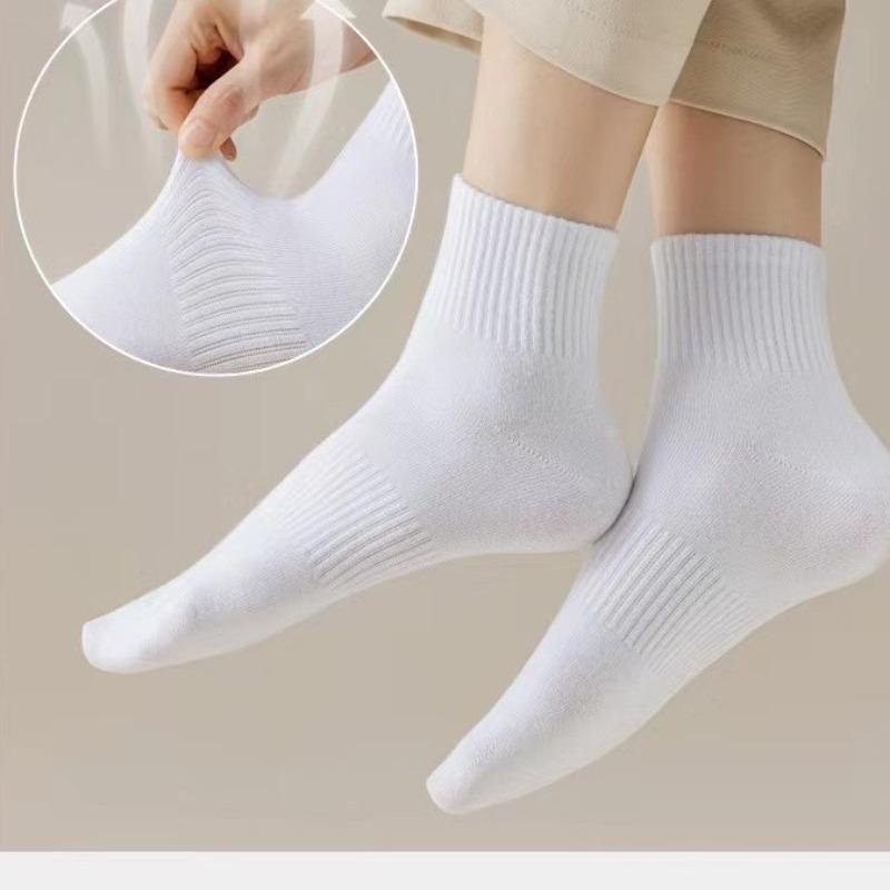 Men's Spring and Summer Solid Color Sweat Absorbable Breathable Invisible Socks