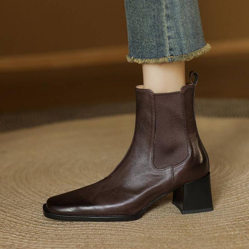 Autumn and Winter Leather Square Head Versatile Martin Boots Medium Heel Large Size Women's Boots Sleeve Cowhide Comfortable Rubber Sole Low Boots