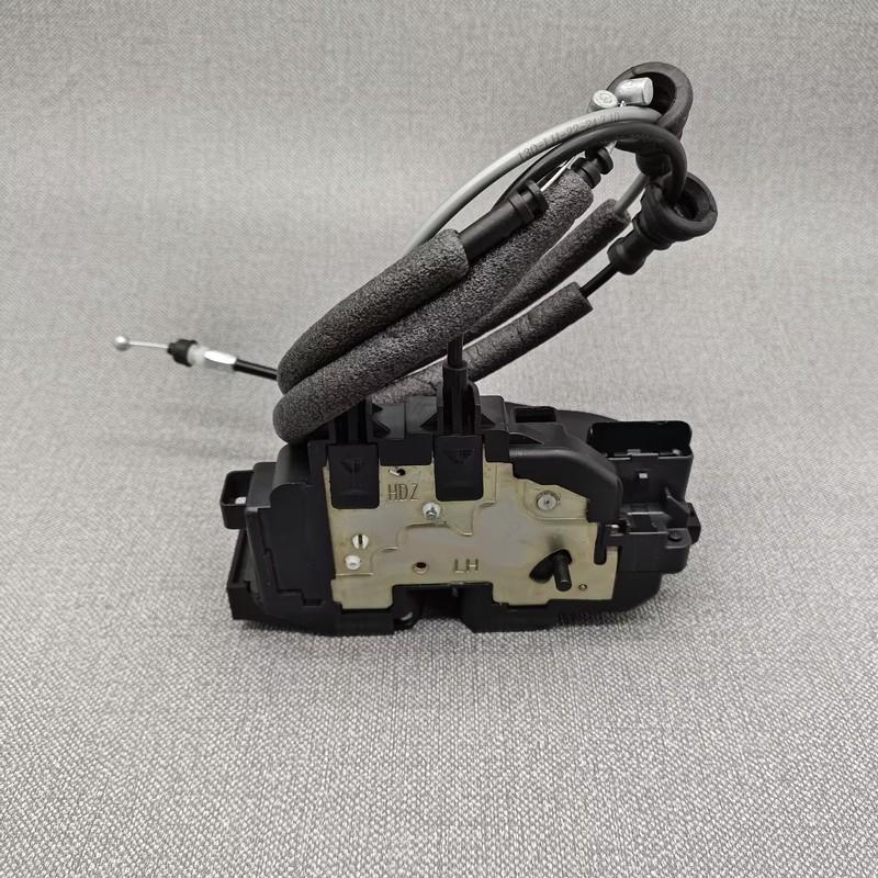 Rear Door Lock Actuator LH For HYUNDAI SANTA FE 2007-2009 #81410 2B000  814102B000  81410-2B000