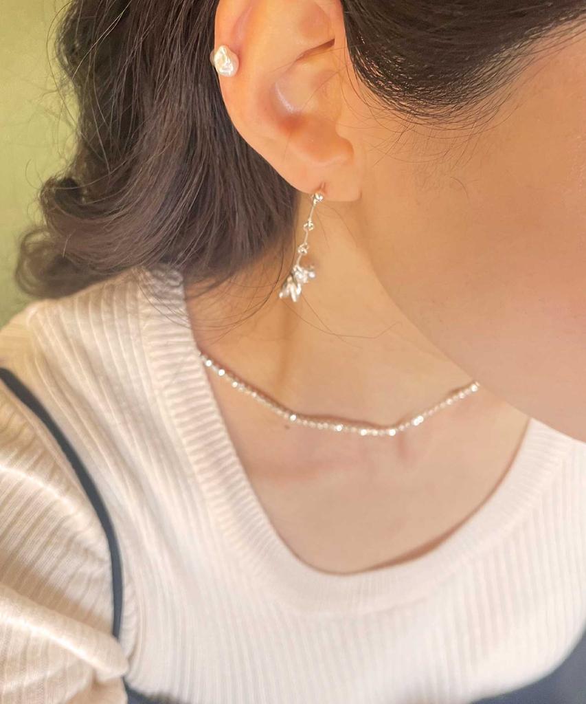 Persy Lily In Silver Earring