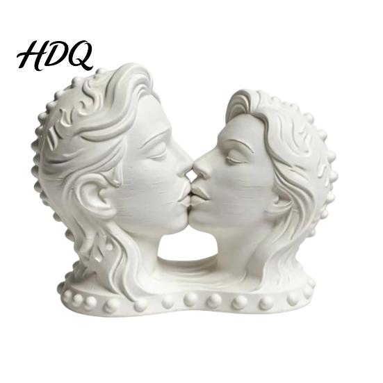 Artistic Desktop Collection 3D Printed Couple Kissing Head Sculpture White Modern Art Statue Stable Integrated Base for Living Room Bedroom,