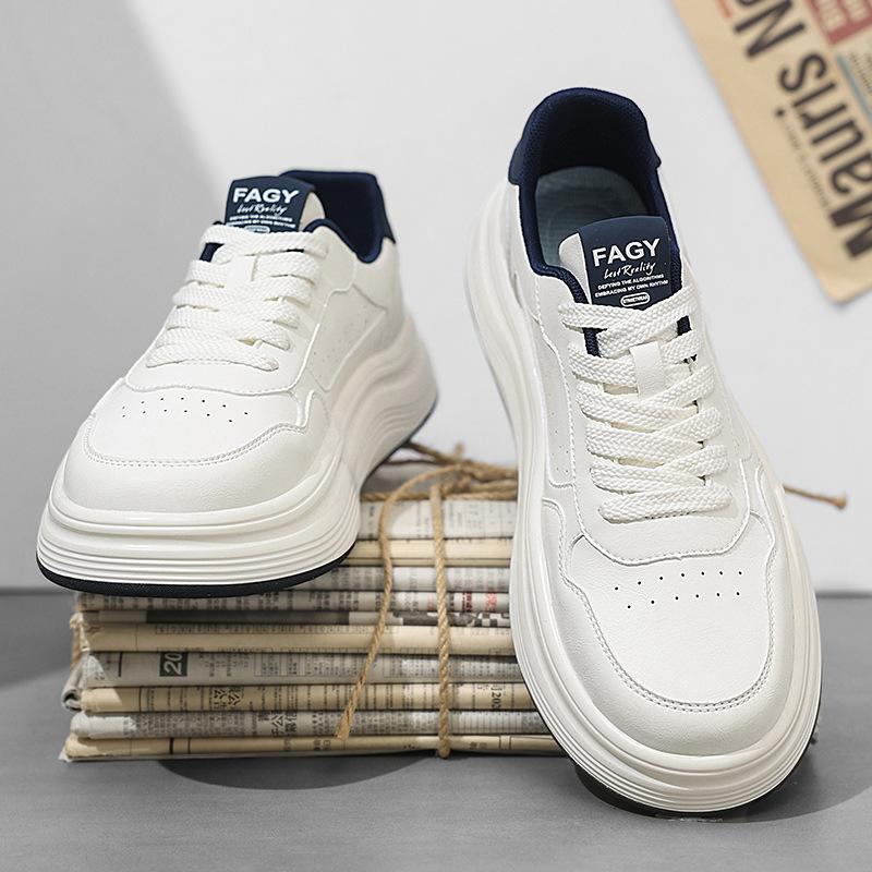 

Douyin popular casual board shoes breathable thick sole heightening little white shoes men s spring and summer new fashion trend sports shoes 39