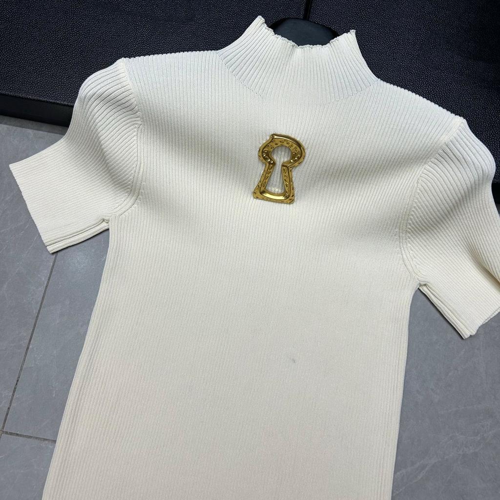 Spring Summer Hollow Out Spliced Metal Buckle T Shirts for Women Turtleneck Short Sleeve Minimalist Slimming T Shirt Female 2026