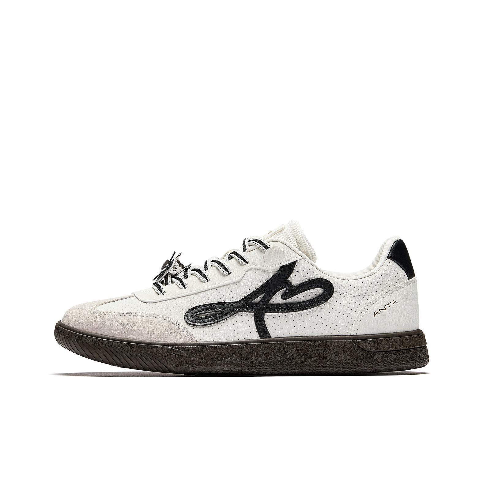 ANTA Classic Skate Shoes White Black Gum Women 922618009-5 35.5