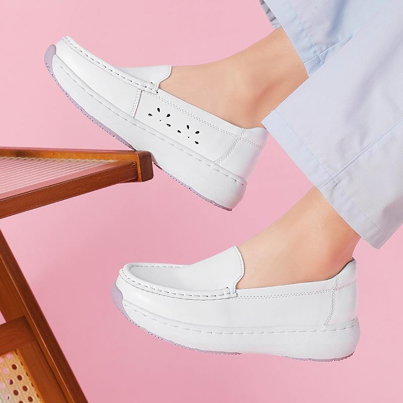 Spring and Autumn new nurse shoes women's soft-soled breathable deodorant not tired feet non-slip versatile thick-soled medical work shoes