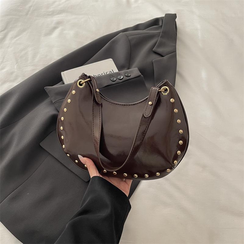 

Niche Design Women s Bag 2026 Newest Model High-end Studded Rivet-decorated Shoulder Bag With Magnetic кавовий