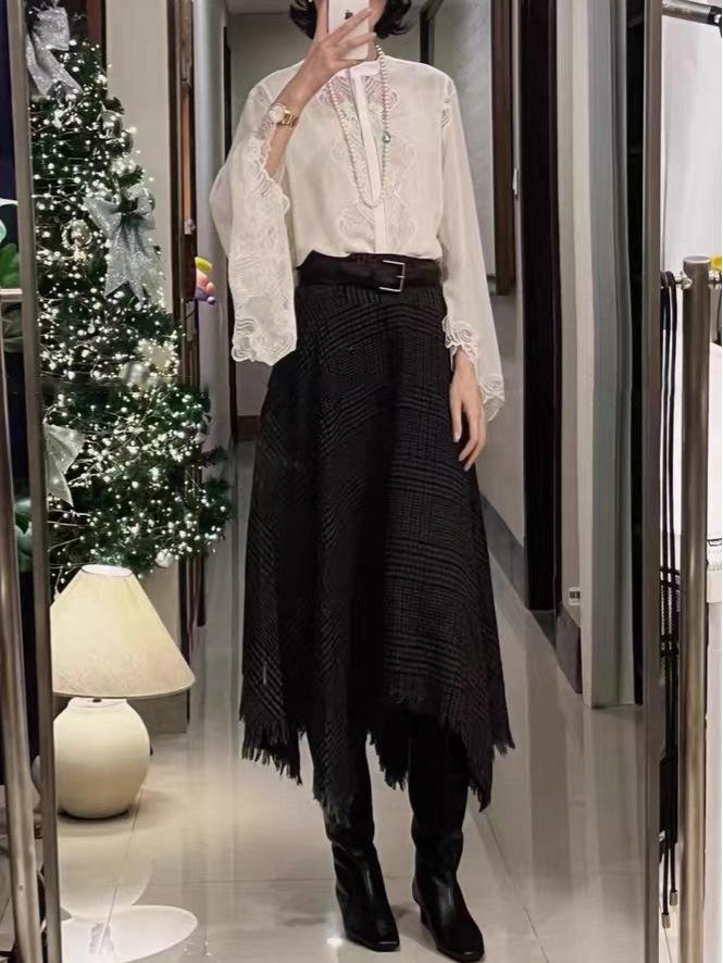 2026 Early Spring Lightweight Luxury Patchwork Embroidery Shirt (Released after New Year)