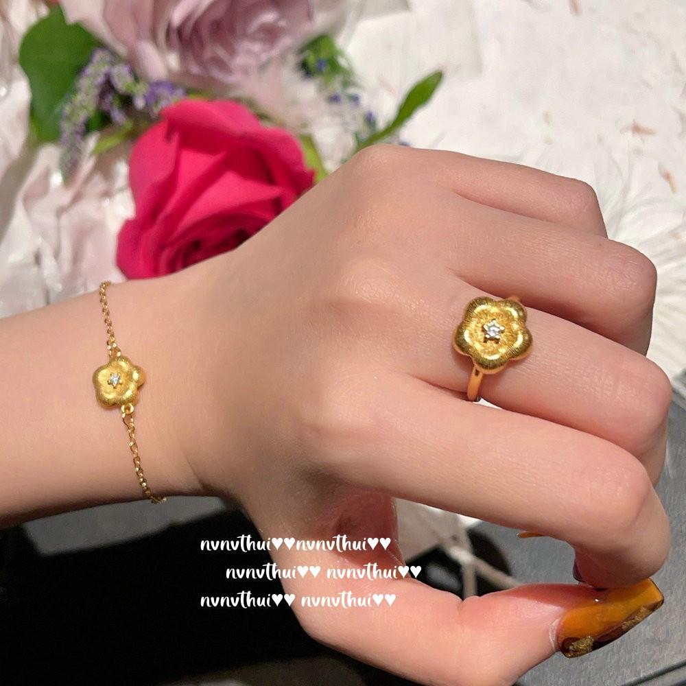 

Italian Vintage Brushed Small Flower Pendant Sparkle Snake Bone Collar Vintage Gold Plated Brushed Small Sugar Cube Necklace