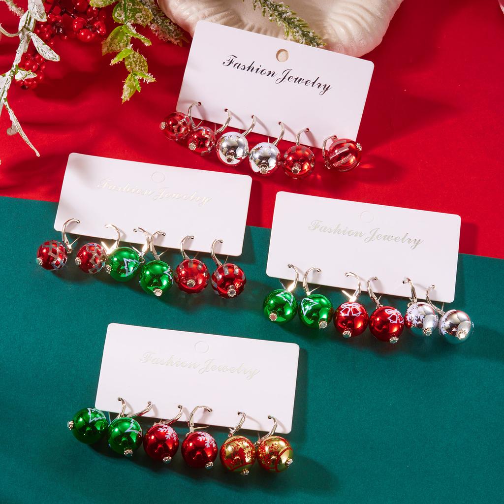 Creative Red Green Christmas Resin Ball Earrings Set for Women Simple Snowflake Xmas Tree Pattern Earrings Party Jewelry Gift