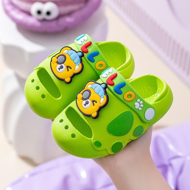 

Детские тапочки, Детские кроксы, Летние шлепанцы с открытым носком для мальчиков и девочек, Домашняя нескользящая обувь 22-23 зелёный