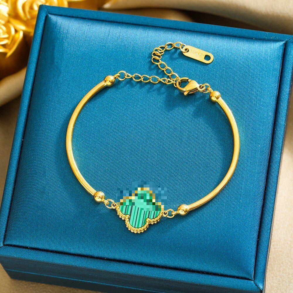 High-End Titanium Steel Four-Leaf Clover Bracelet with Shell Pendant – Durable, Fade-Resistant Design