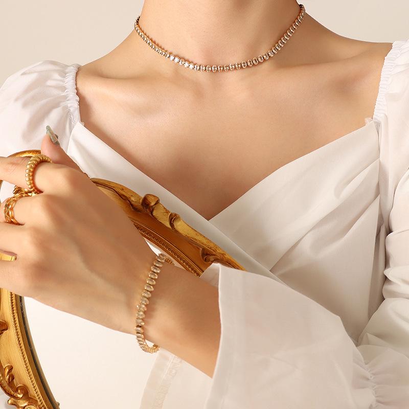 Elegant Noble Lady Necklace and Bracelet Set with Zircon Accents