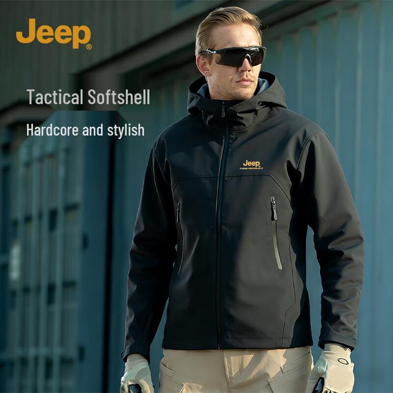 JEEP Men s Hooded Water-Repellent Softshell Jacket XL