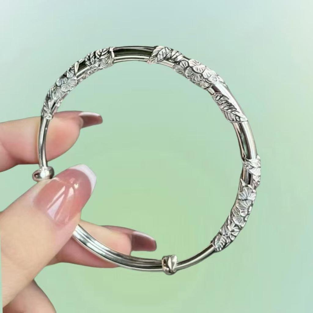 Solid Alloy Floral Push-Pull Bangle