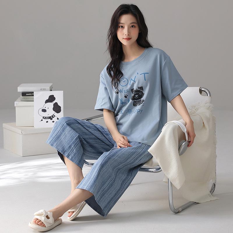 Women's Pure Cotton Pajama Set with Built-in Bra, Short Sleeve Top & 7/8 Pants - Sweet Summer Homewear.