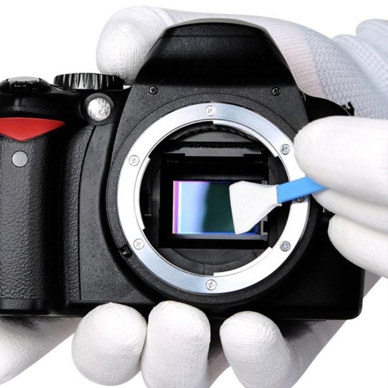 100Pcs Camera Lens Cleaning Sticks Super Soft Fiber Tip Feature Small Design for Precised Lens Dust Removal