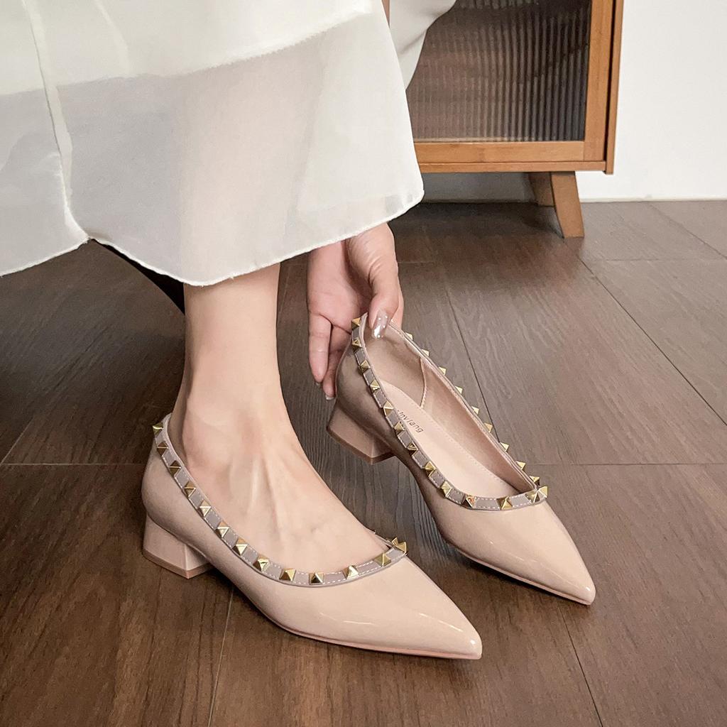 Pointed single shoes women's thick heel summer shallow mouth temperament advanced sense rivet women's shoes high heel