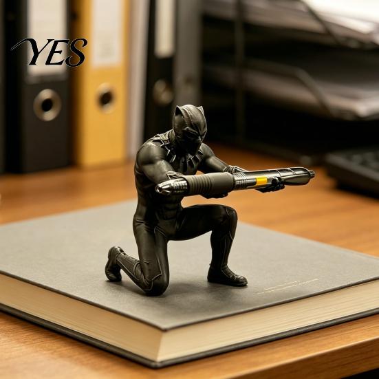 Muscle Detail Pen Holder Kneeling Hero Stand, 3D Printed Dark Style Desk Office Organizer Organizer, Action Figure Pencil for Office, Collectible Gift