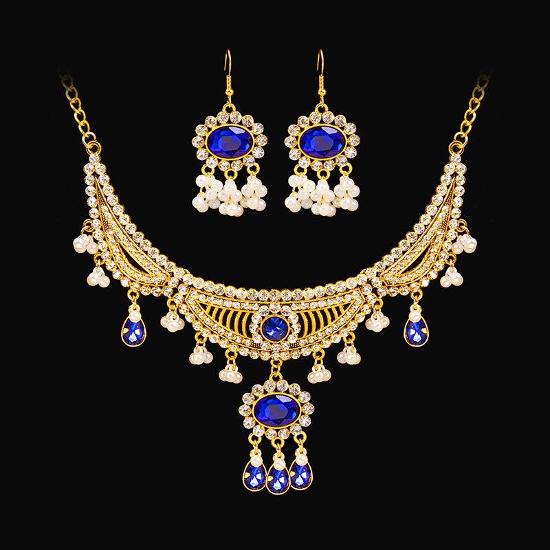 European & American Retro Palace-Inspired Pearl Water Drop Jewelry Set