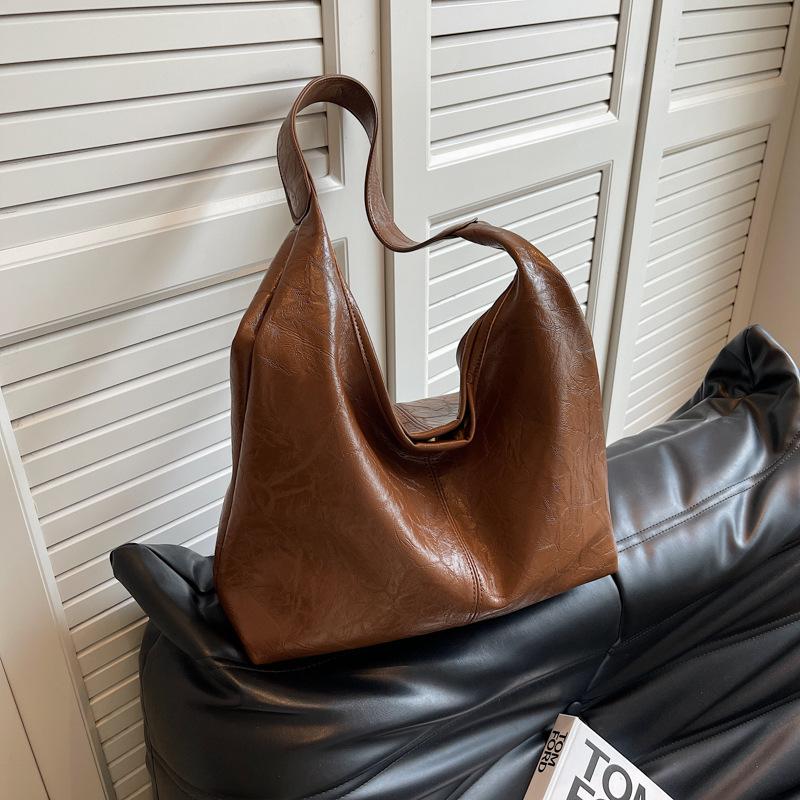 Large Capacity Bag Women's New Shoulder Bag Fashion Commuter Bag