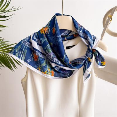 Accessori – Sciarpe e foulard