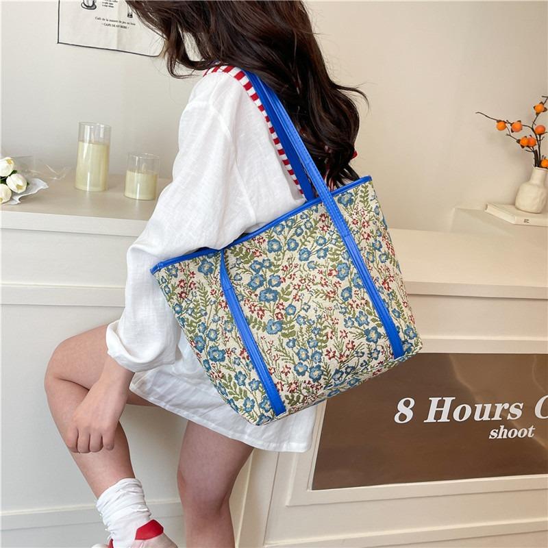 Large Capacity Retro Design Sense Trendy Niche Design Sense Shoulder Armpit Bag Beautiful Portable Tote Bag Women